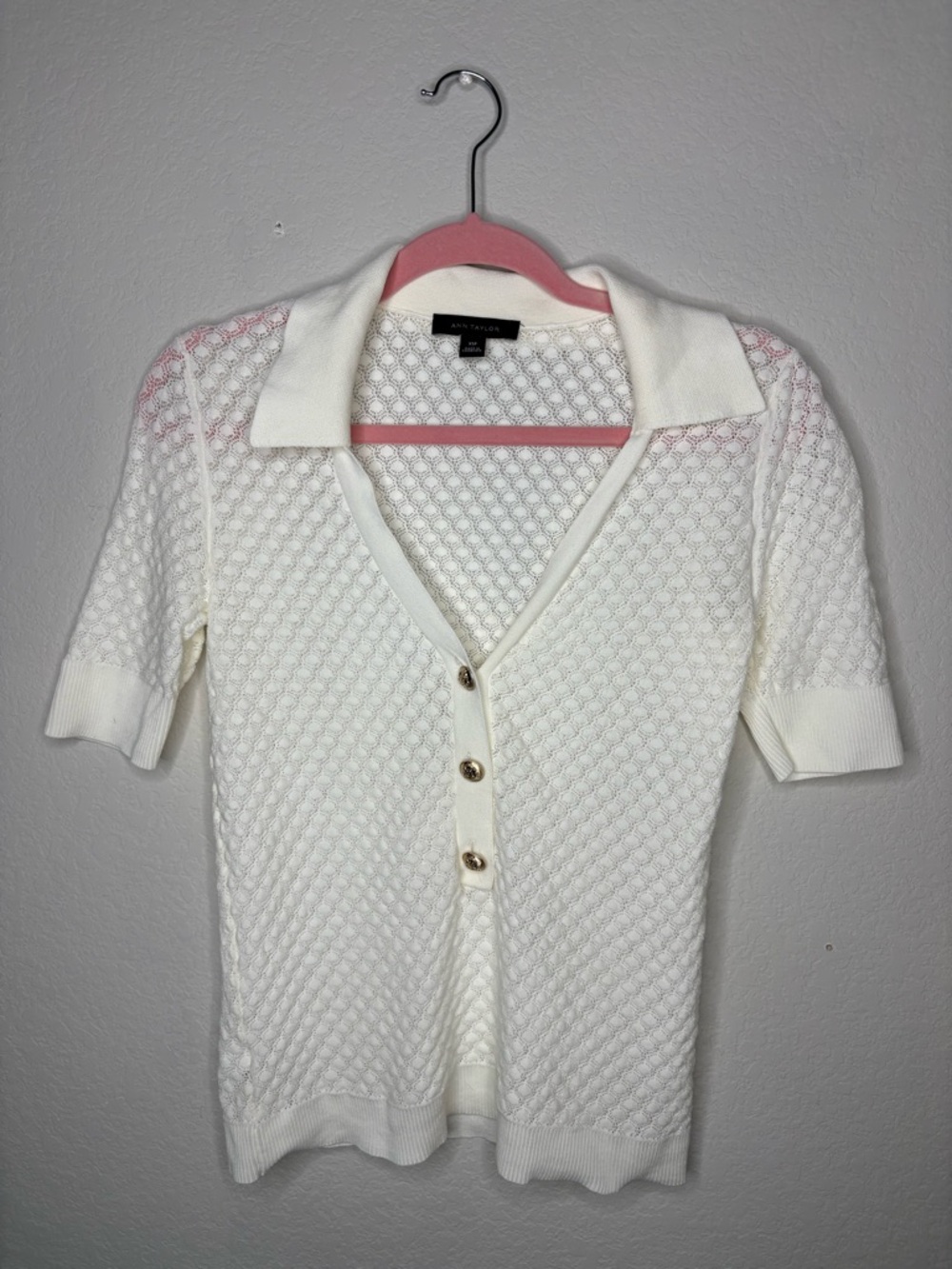 Ann Taylor Pointelle White Short-Sleeve Button Front Knit Top